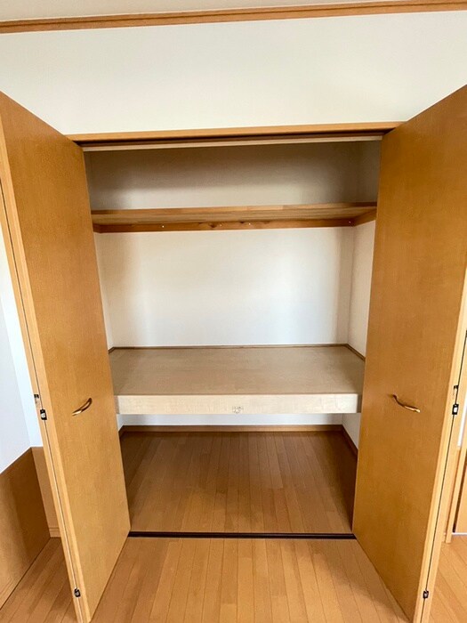 物件内観写真16　(収納)