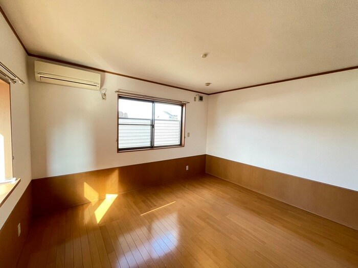 物件内観写真18　(居室)