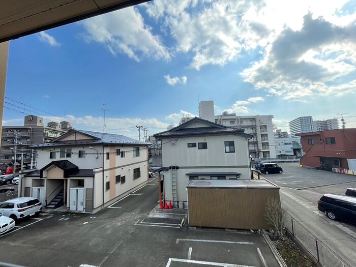 物件内観写真22　(室内からの展望)