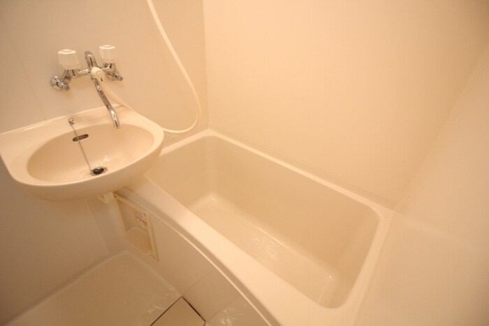 物件内観写真16　(バス／シャワールーム等)