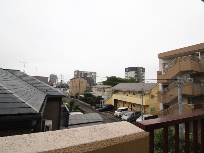 物件内観写真18　(室内からの展望)