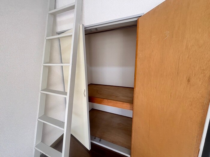 物件内観写真10　(収納)