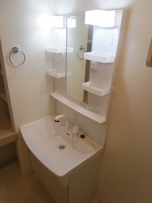 物件内観写真12　(洗面)