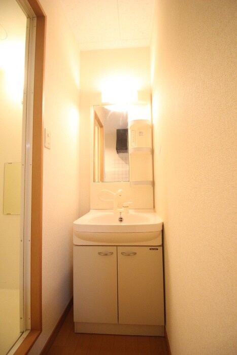 物件内観写真12　(洗面)