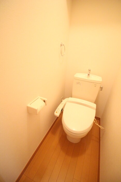 物件内観写真14　(トイレ)