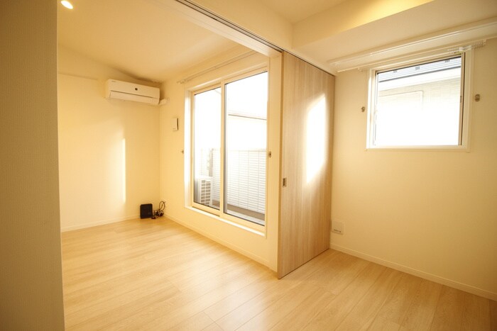 物件内観写真9　(居室)