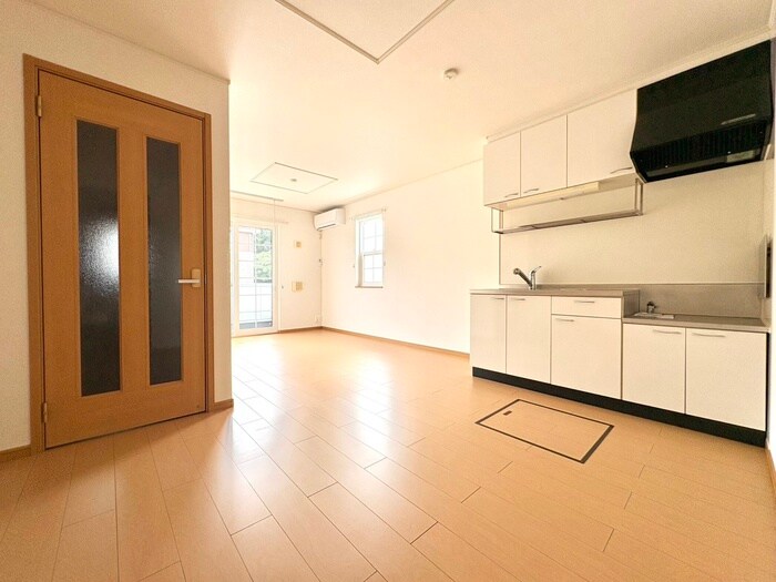 物件内観写真4　(居室)