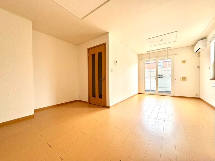 物件内観写真5　(居室)