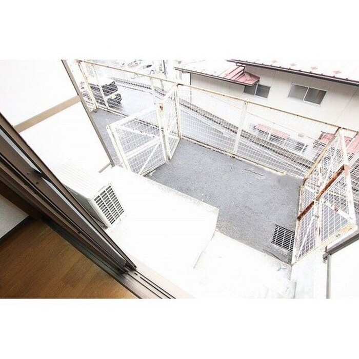 物件内観写真16　(ベランダ・バルコニー)