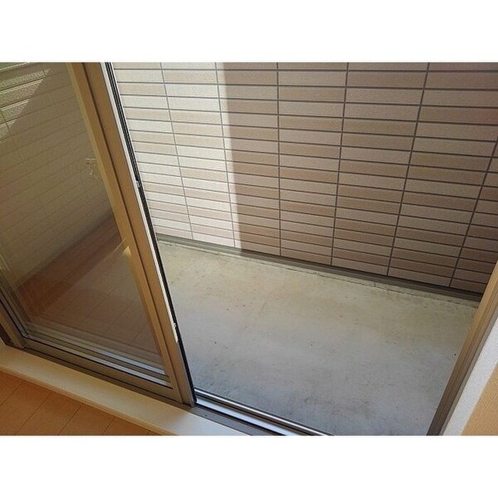 物件内観写真7　(ベランダ・バルコニー)