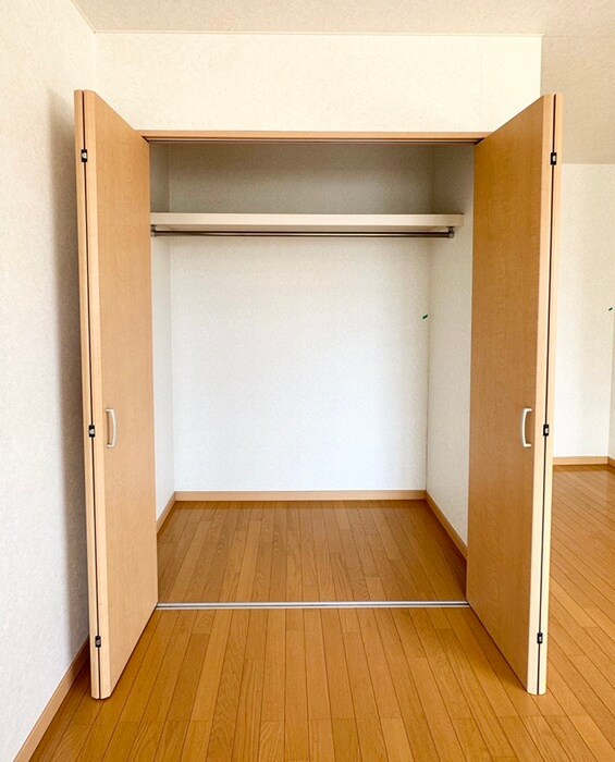 物件内観写真10　(収納)