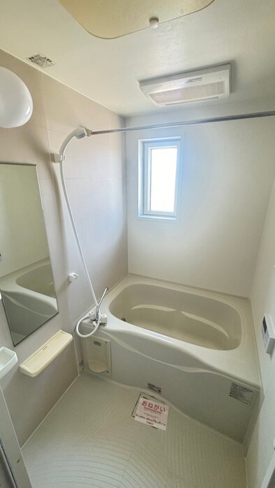 物件内観写真11　(バス／シャワールーム等)