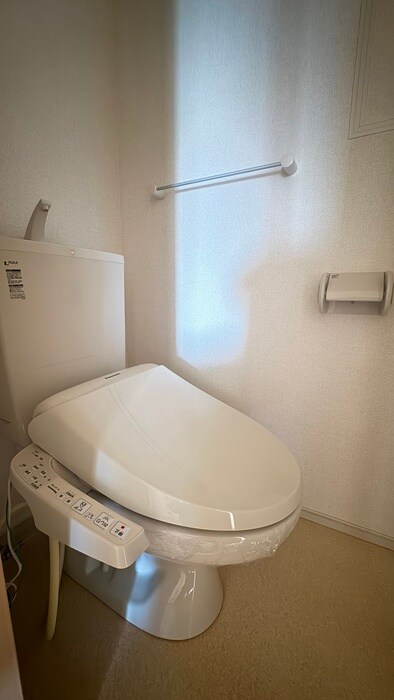 物件内観写真12　(トイレ)