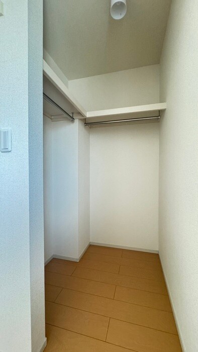 物件内観写真14　(収納)