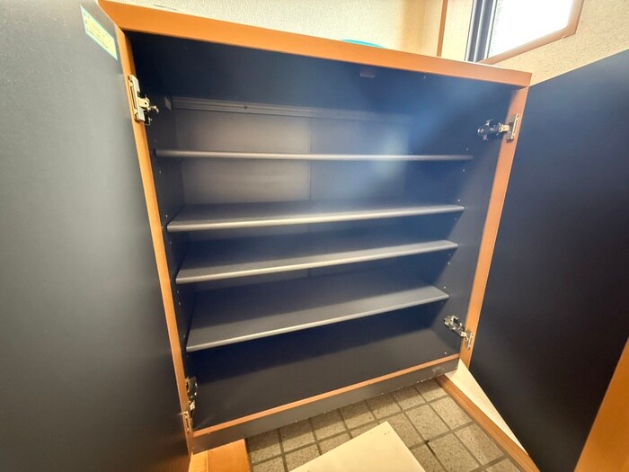 物件内観写真15　(靴箱)