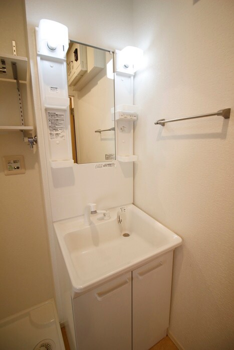 物件内観写真15　(洗面)