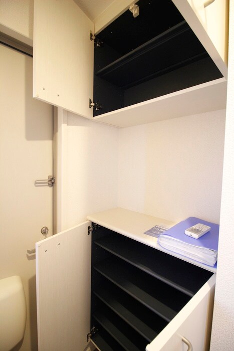 物件内観写真18　(靴箱)