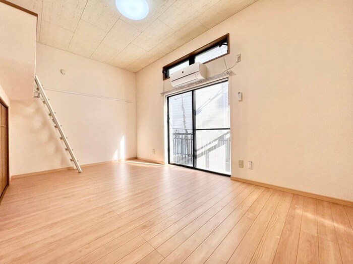 物件内観写真7　(居室)