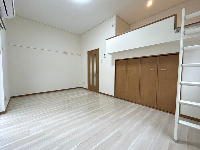 物件内観写真7　(居室)