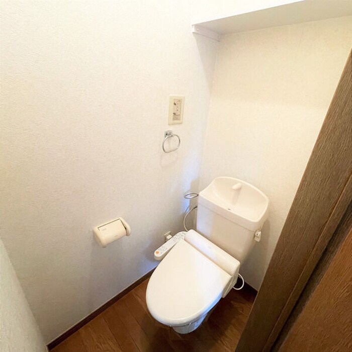 物件内観写真12　(トイレ)