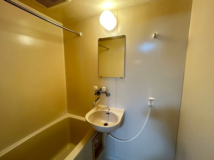 物件内観写真12　(洗面)