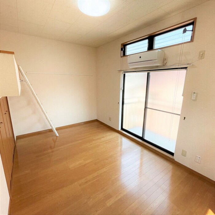 物件内観写真18　(居室)