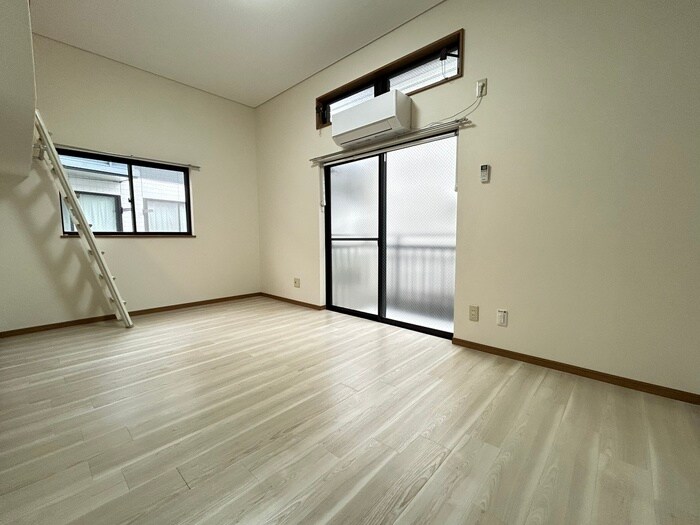 物件内観写真18　(居室)