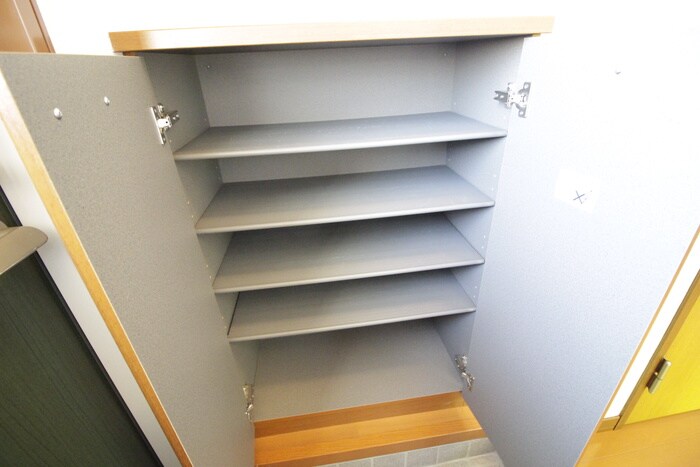 物件内観写真18　(靴箱)