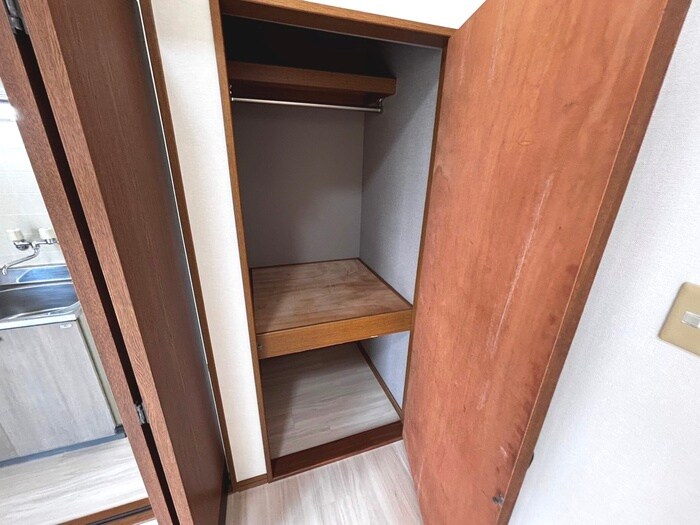 物件内観写真11　(収納)