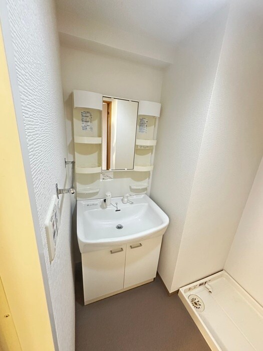 物件内観写真13　(洗面)