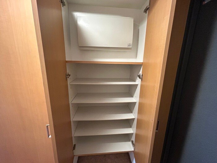 物件内観写真17　(靴箱)