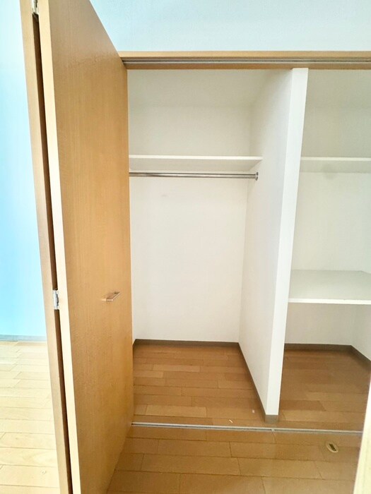 物件内観写真18　(収納)