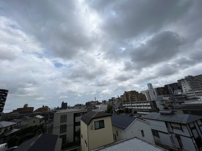 物件内観写真19　(室内からの展望)