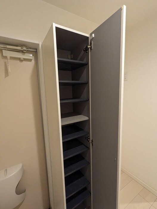 物件内観写真15　(靴箱)