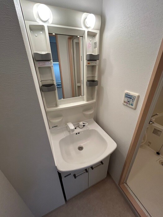 物件内観写真13　(洗面)