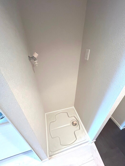 物件内観写真14　(洗濯機置場)