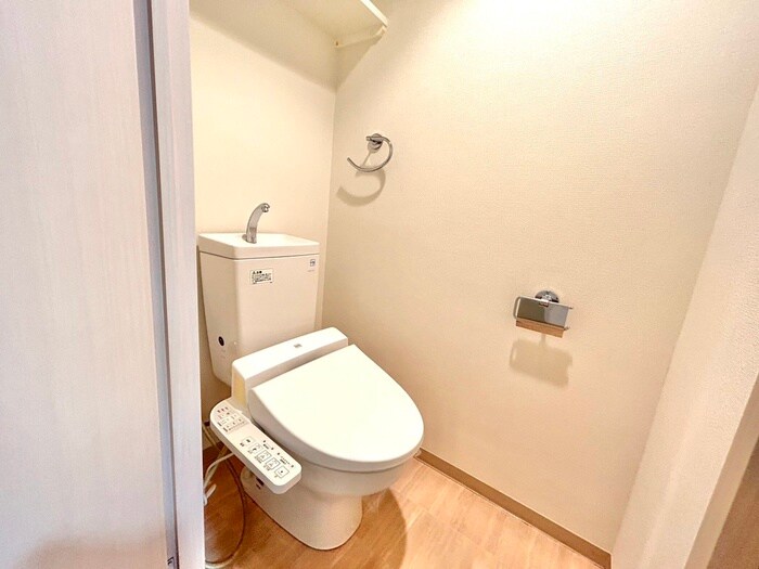 物件内観写真13　(トイレ)