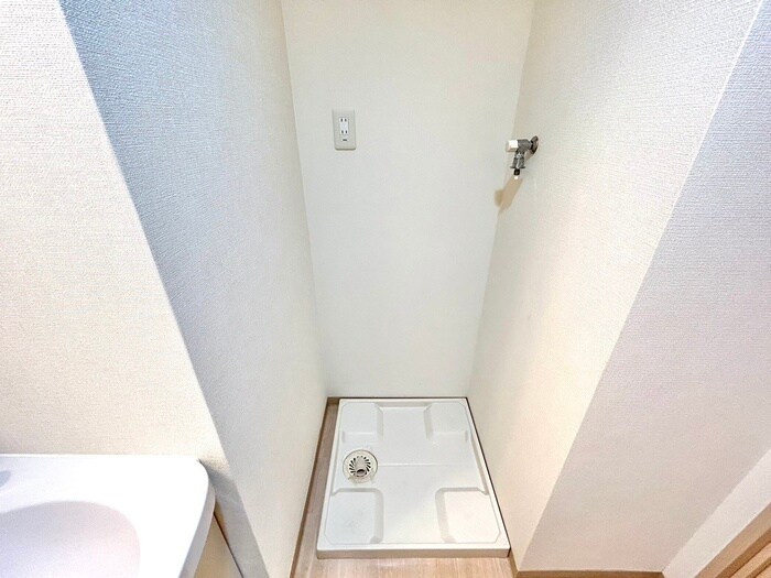 物件内観写真14　(洗濯機置場)