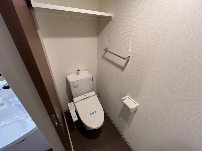 物件内観写真11　(トイレ)