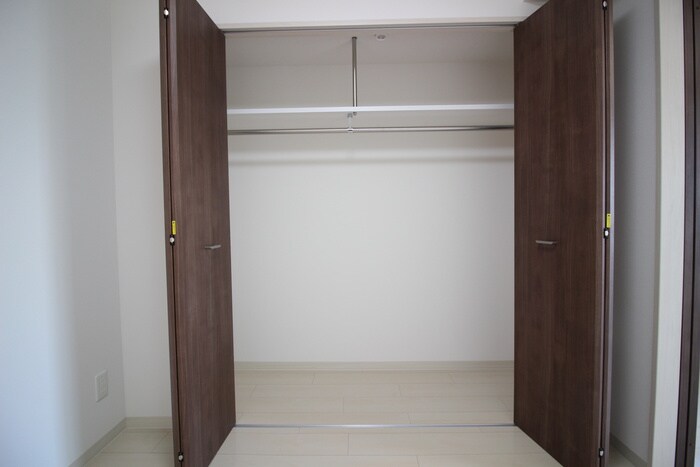 物件内観写真12　(収納)