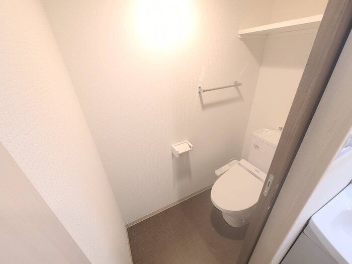 物件内観写真13　(トイレ)