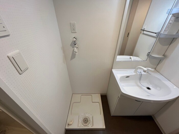 物件内観写真13　(洗濯機置場)