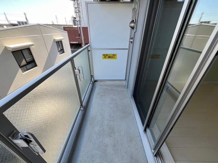 物件内観写真16　(ベランダ・バルコニー)