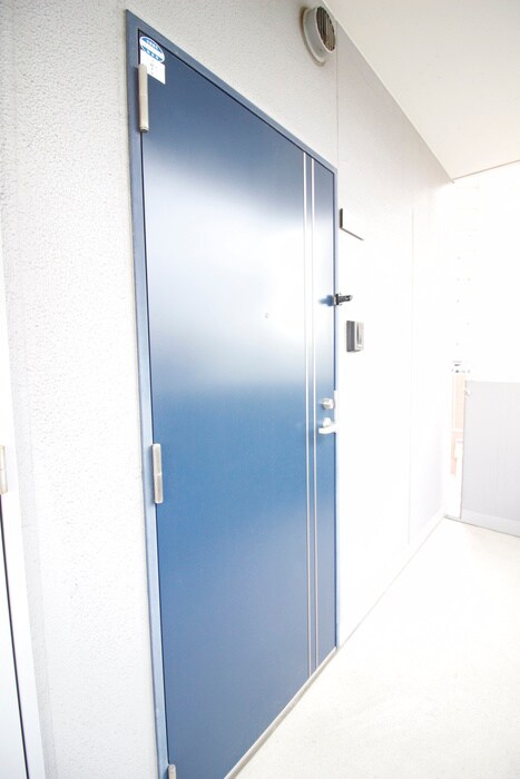 物件内観写真17　(玄関)