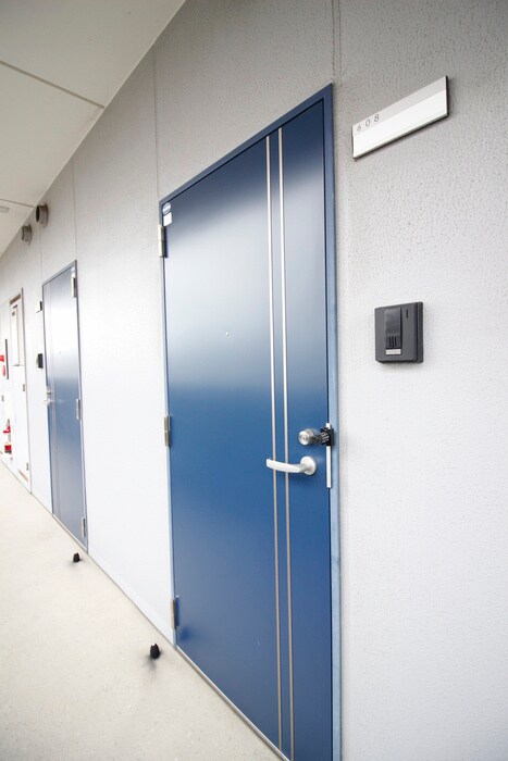 物件内観写真17　(玄関)