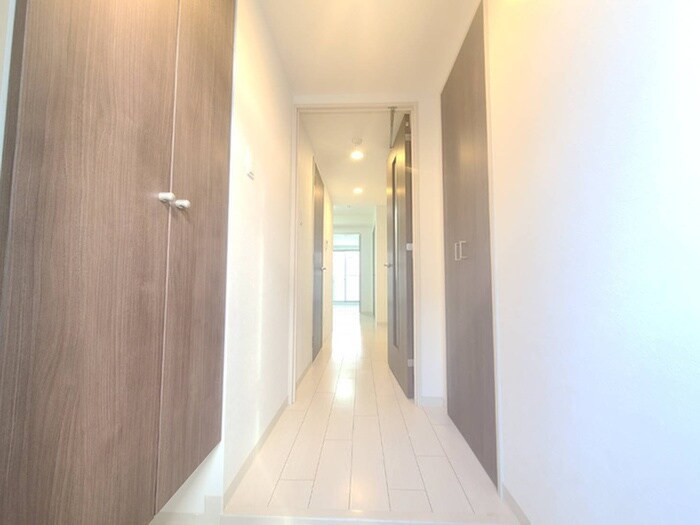 物件内観写真19　(廊下)