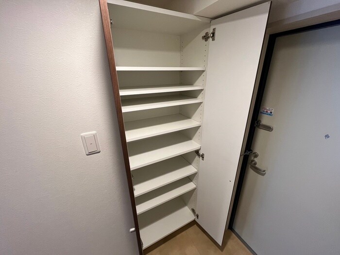 物件内観写真19　(靴箱)