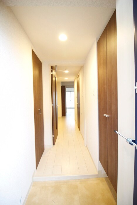 物件内観写真19　(廊下)