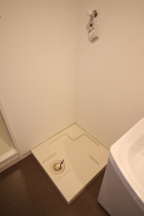 物件内観写真20　(洗濯機置場)