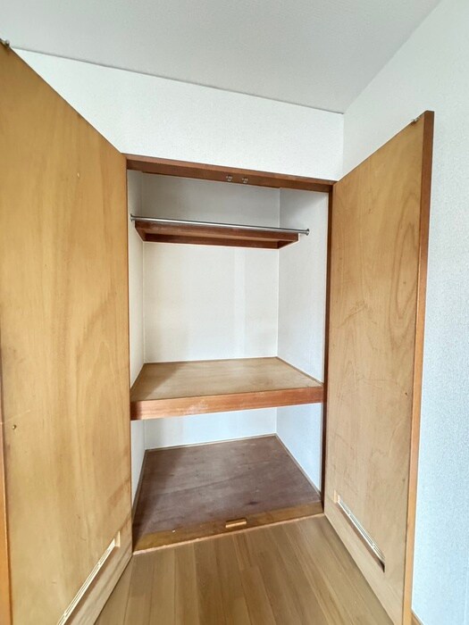 物件内観写真13　(収納)